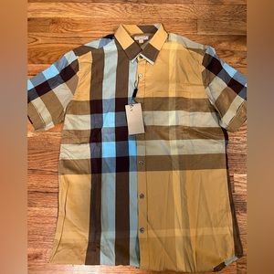New with Tags Burberry Shirt size Large